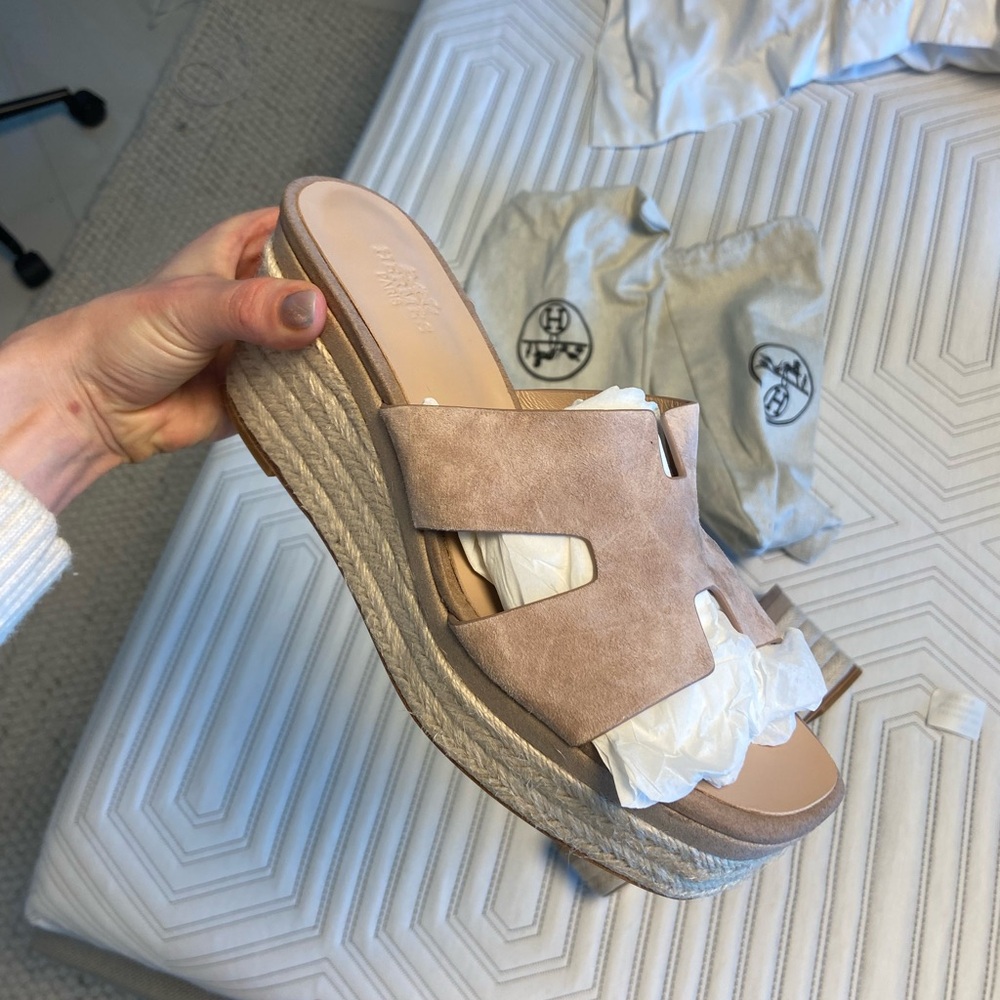 H Sandals espadrille platforms